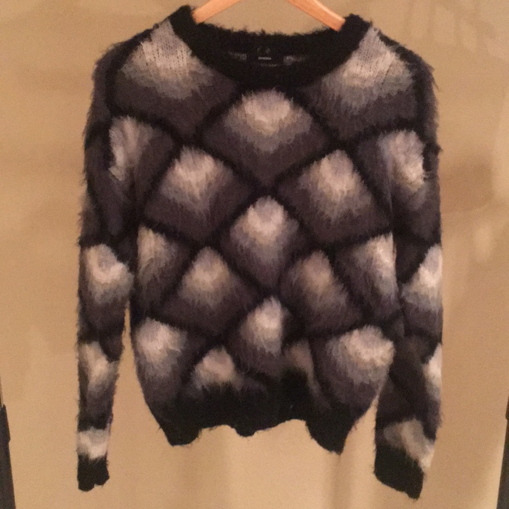 Emoda sweater